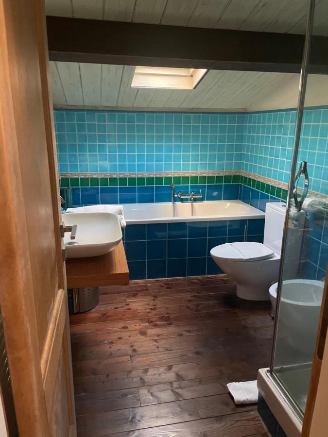 Suite Home Al Centro Di Sassari Bagian luar foto